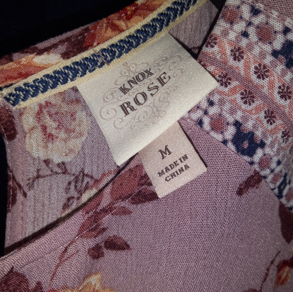 Long Sleeve Floral Top - Picture 2 of 3